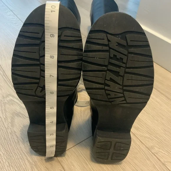 Stuart Weitzman 5050 Boot - Picture 6 of 9